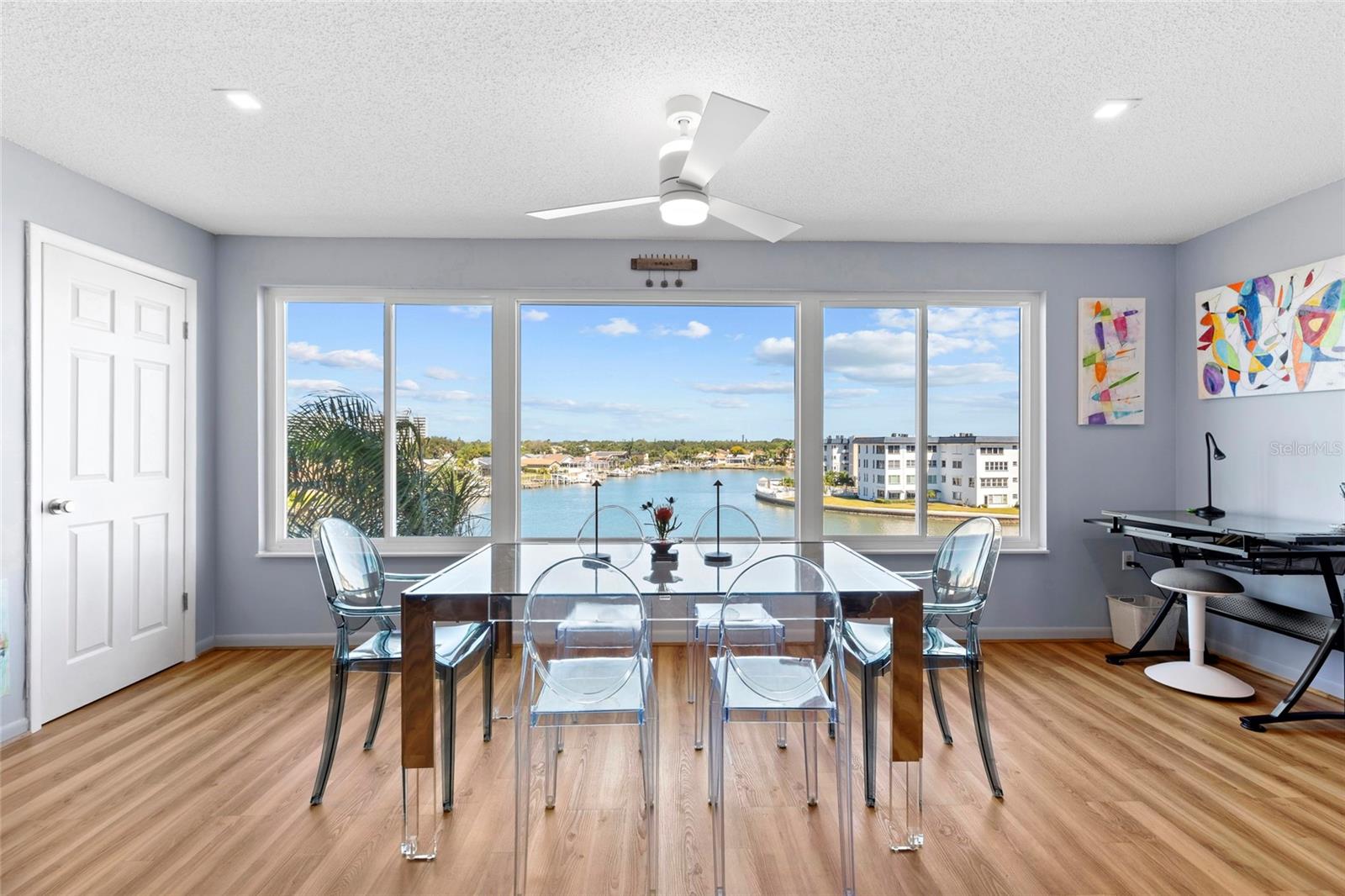 6075 SHORE BLVD S #411 — photo 3
