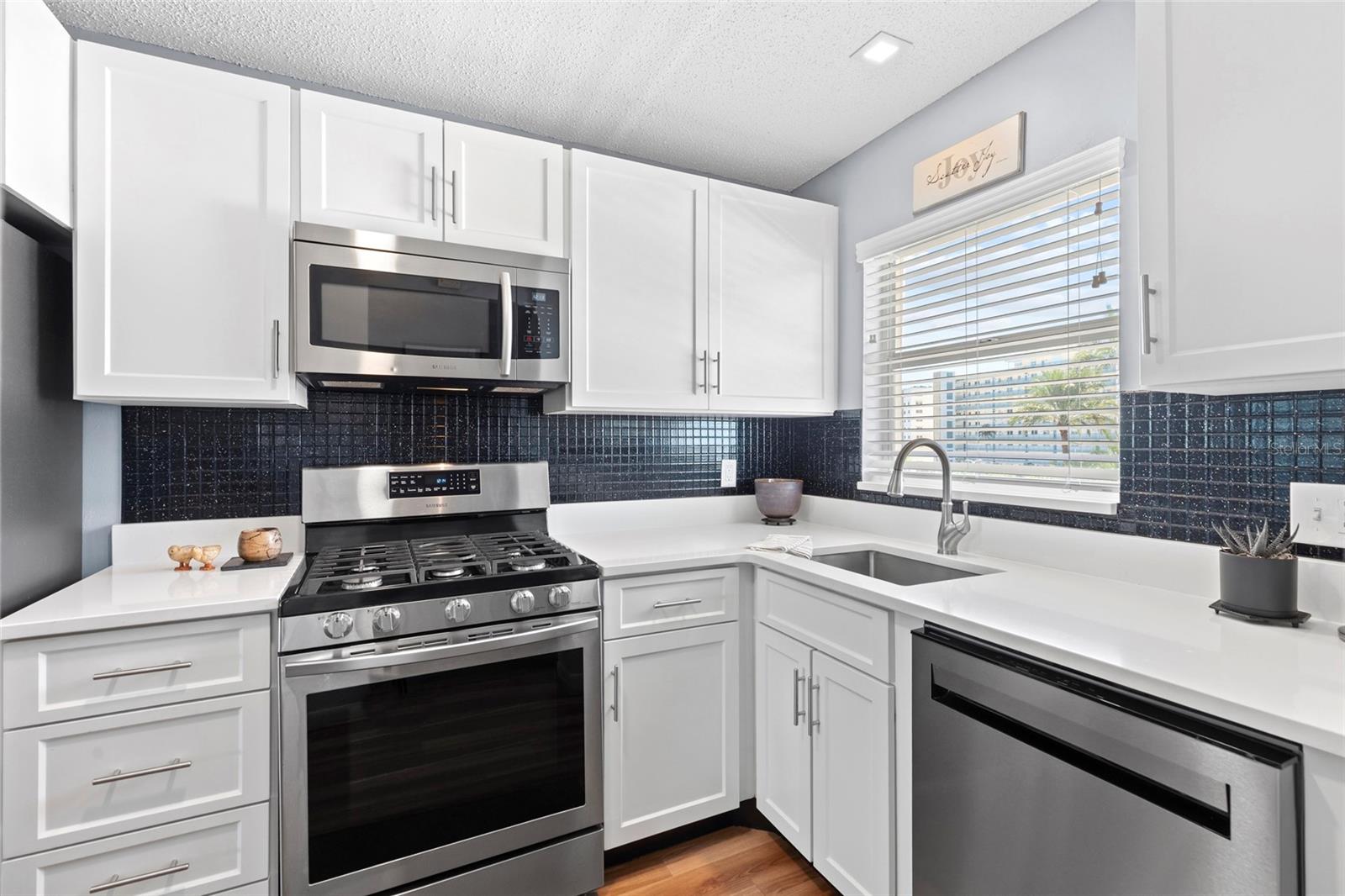 6075 SHORE BLVD S #411 — photo 13