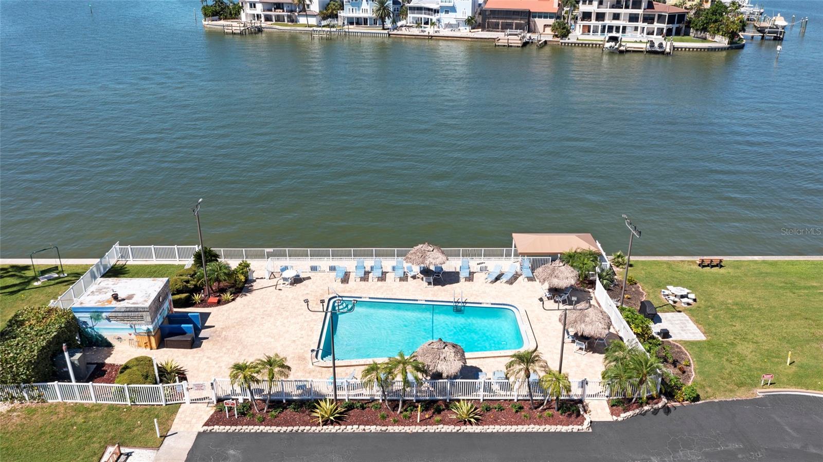6075 SHORE BLVD S #411 — photo 31