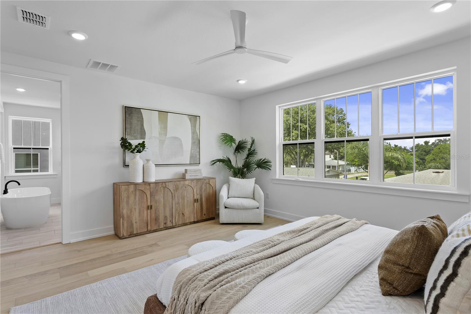 3501 W ROGERS AVE — photo 38