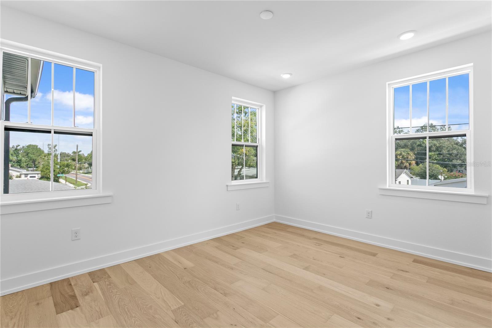 3501 W ROGERS AVE — photo 49