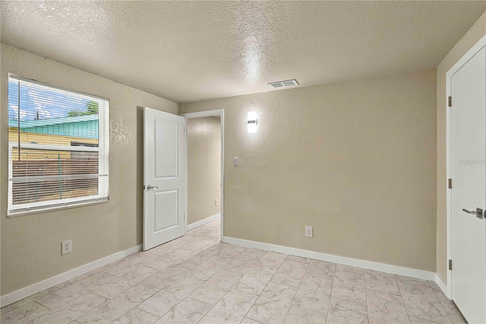 4212 9TH ST E — photo 21