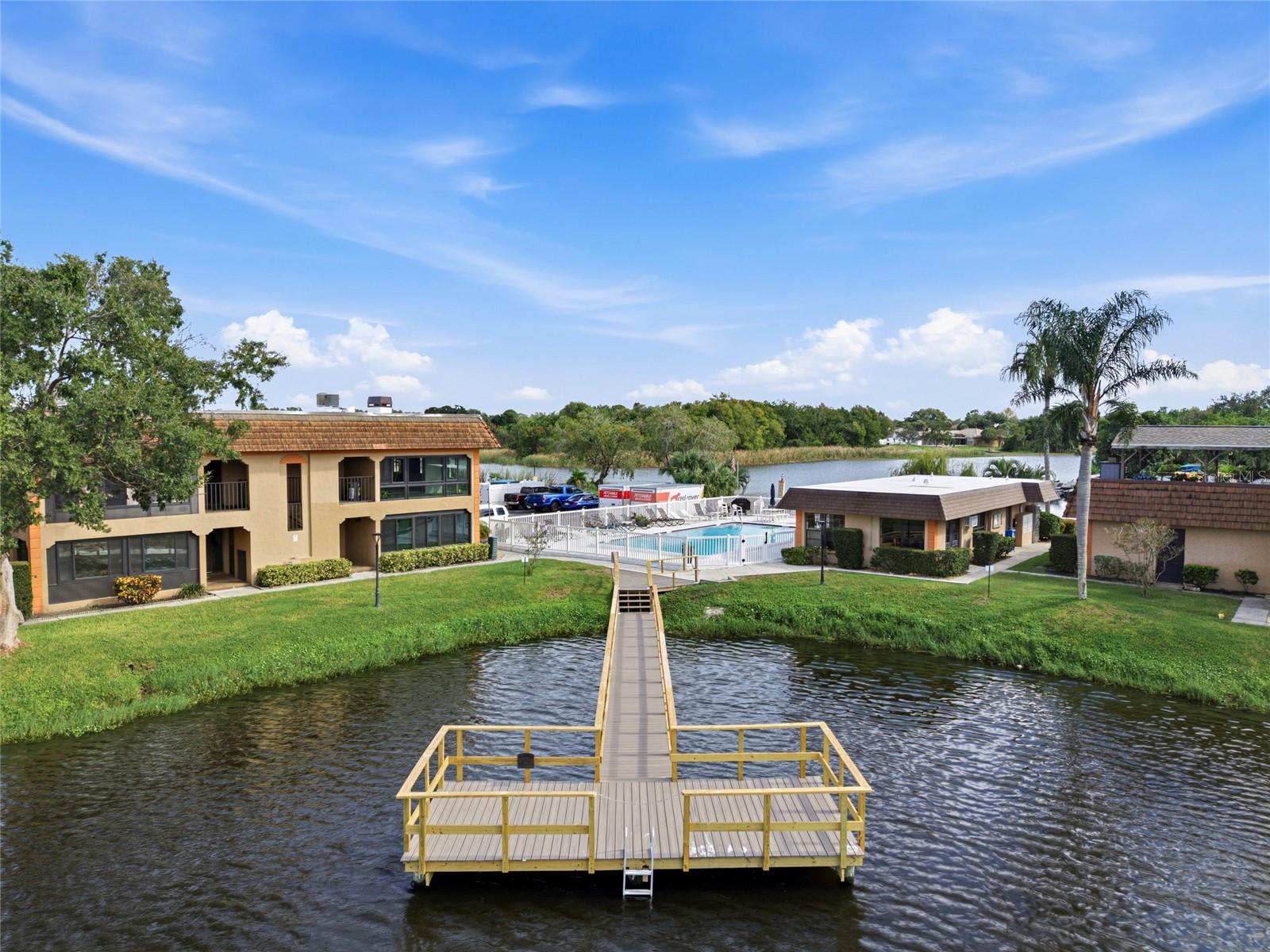 10142 SEMINOLE ISLAND DR — photo 47