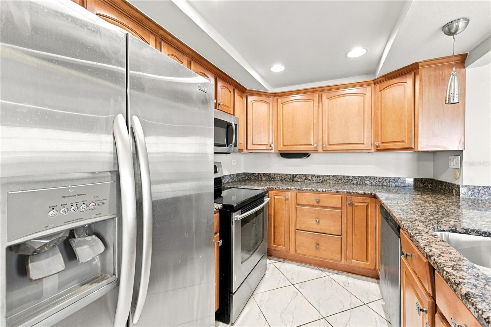 10142 SEMINOLE ISLAND DR — photo 21