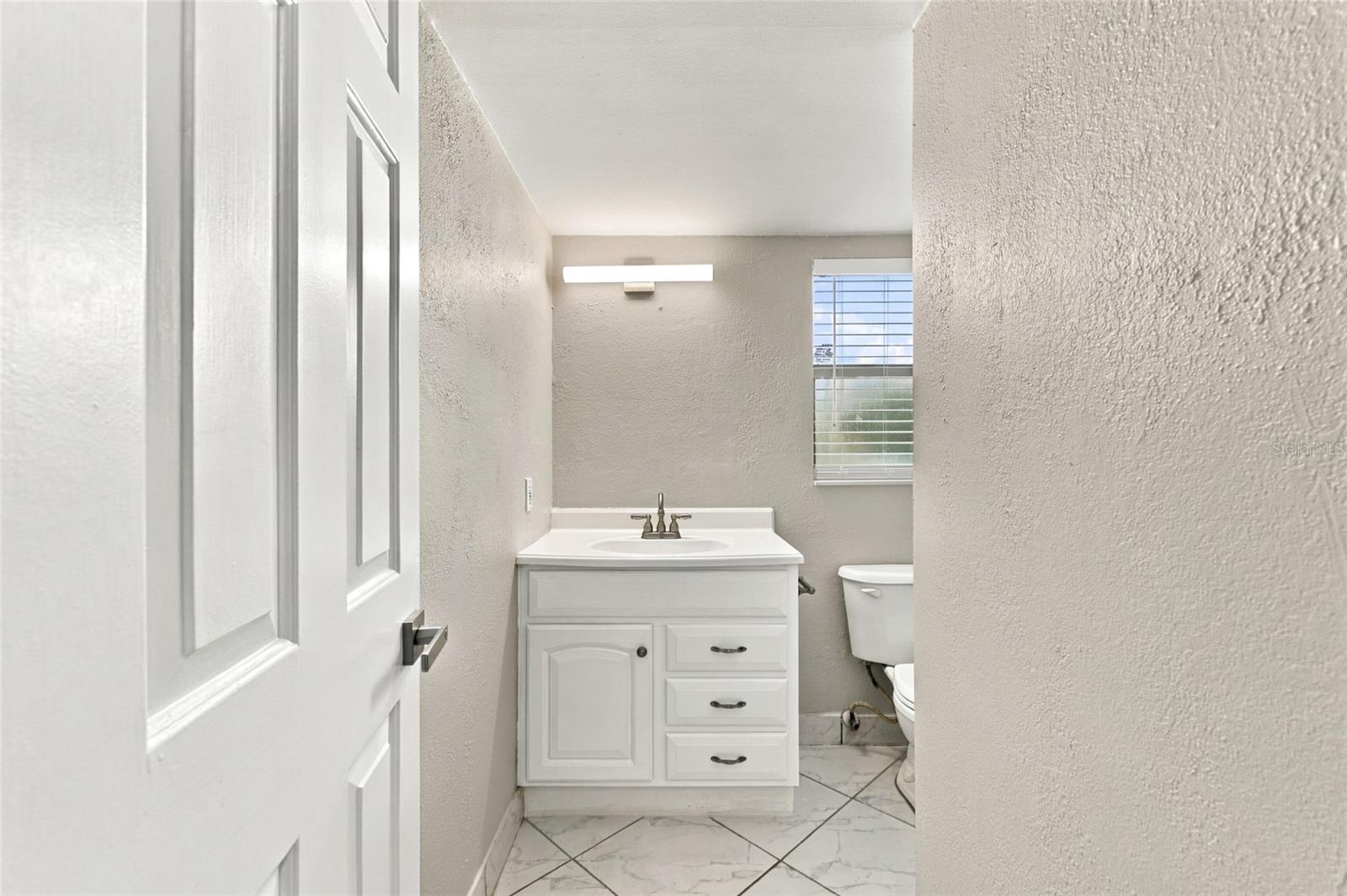 10142 SEMINOLE ISLAND DR — photo 28
