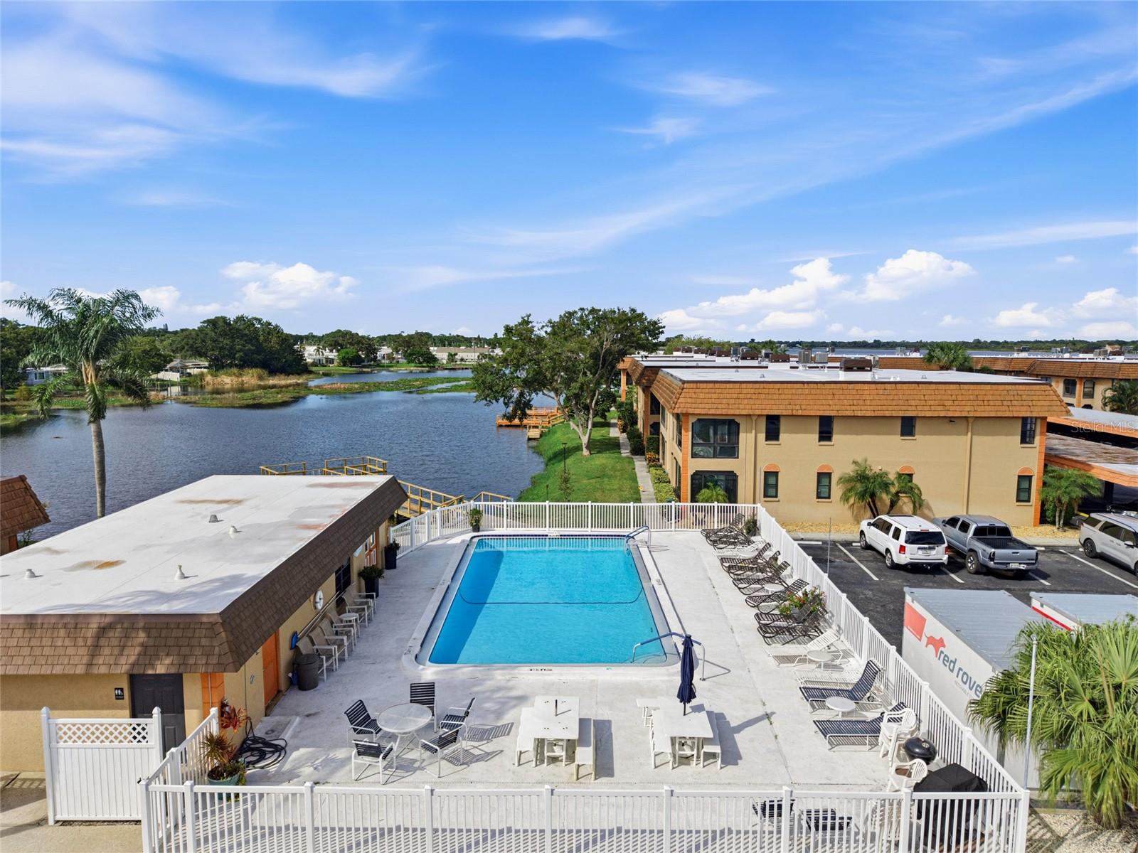 10142 SEMINOLE ISLAND DR — photo 49