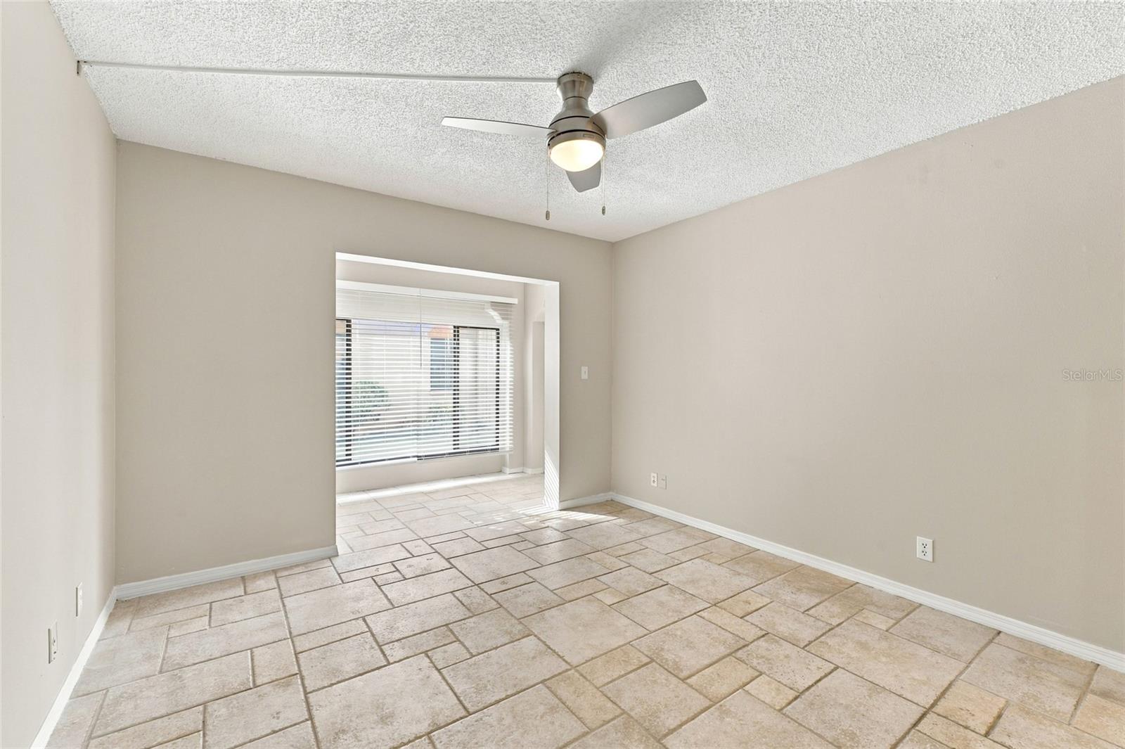 10142 SEMINOLE ISLAND DR — photo 33