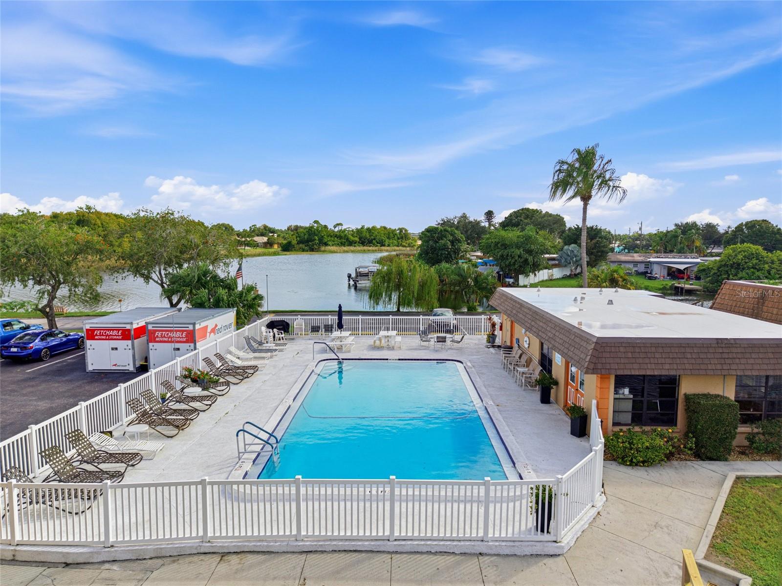 10142 SEMINOLE ISLAND DR — photo 48