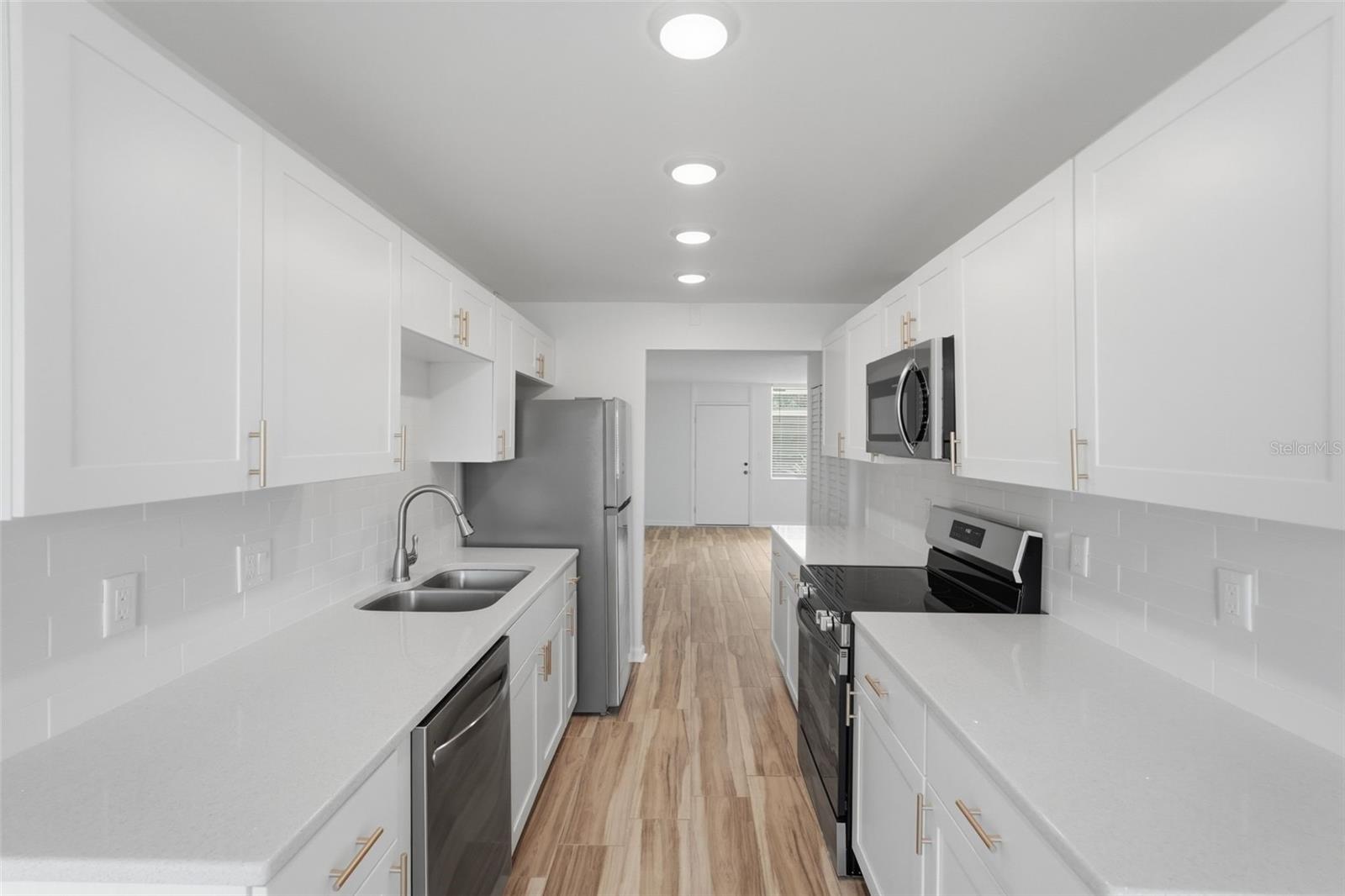 4720 LOCUST ST NE #120 — photo 10