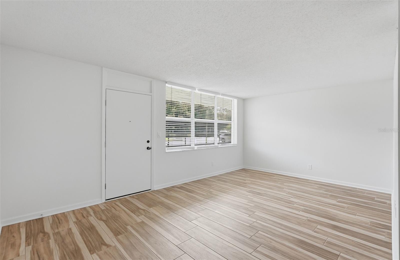 4720 LOCUST ST NE #120 — photo 7