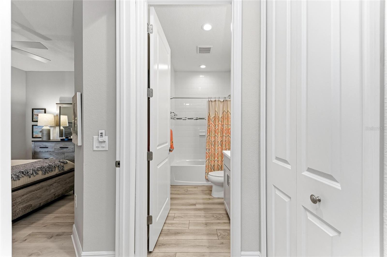 21609 LAKE PLACID WAY — photo 35