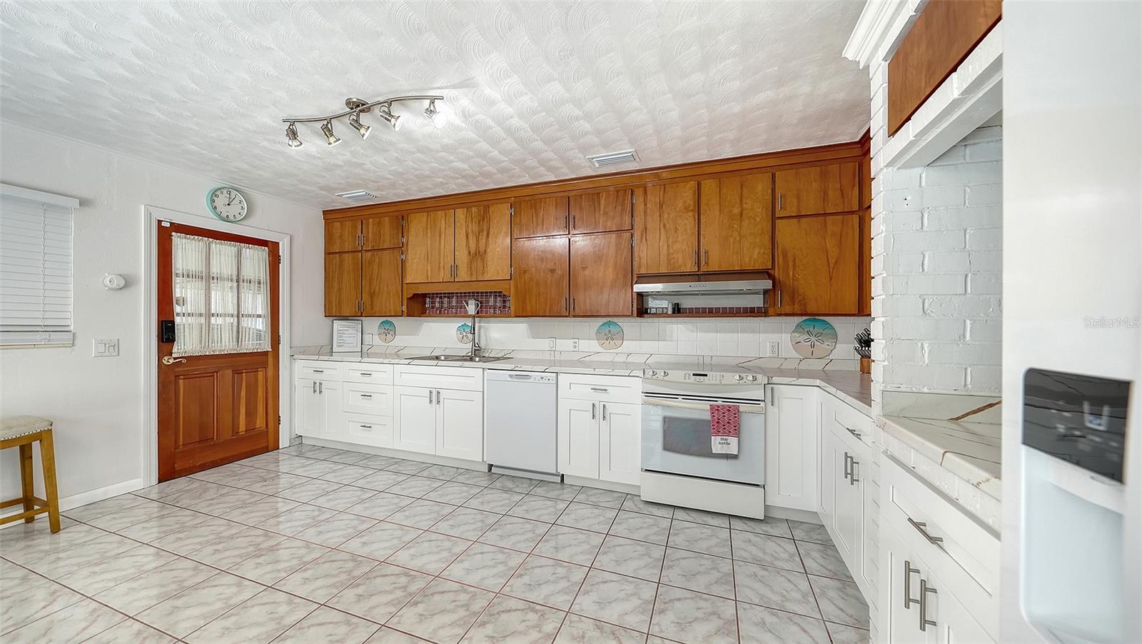 7406 MARINA DR #A and B — photo 21