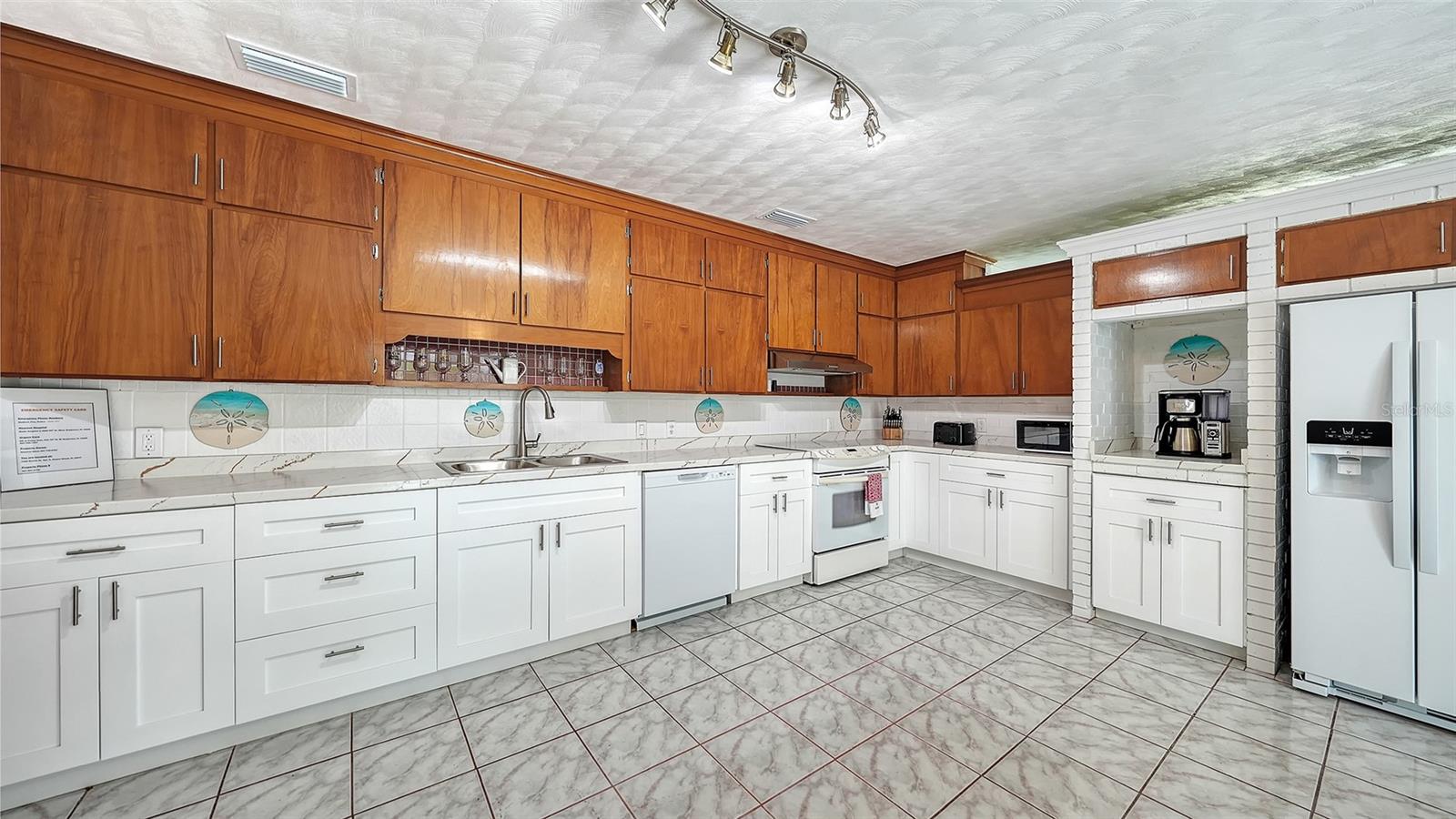 7406 MARINA DR #A and B — photo 25
