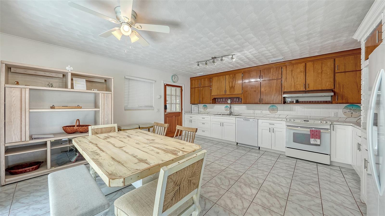 7406 MARINA DR #A and B — photo 20
