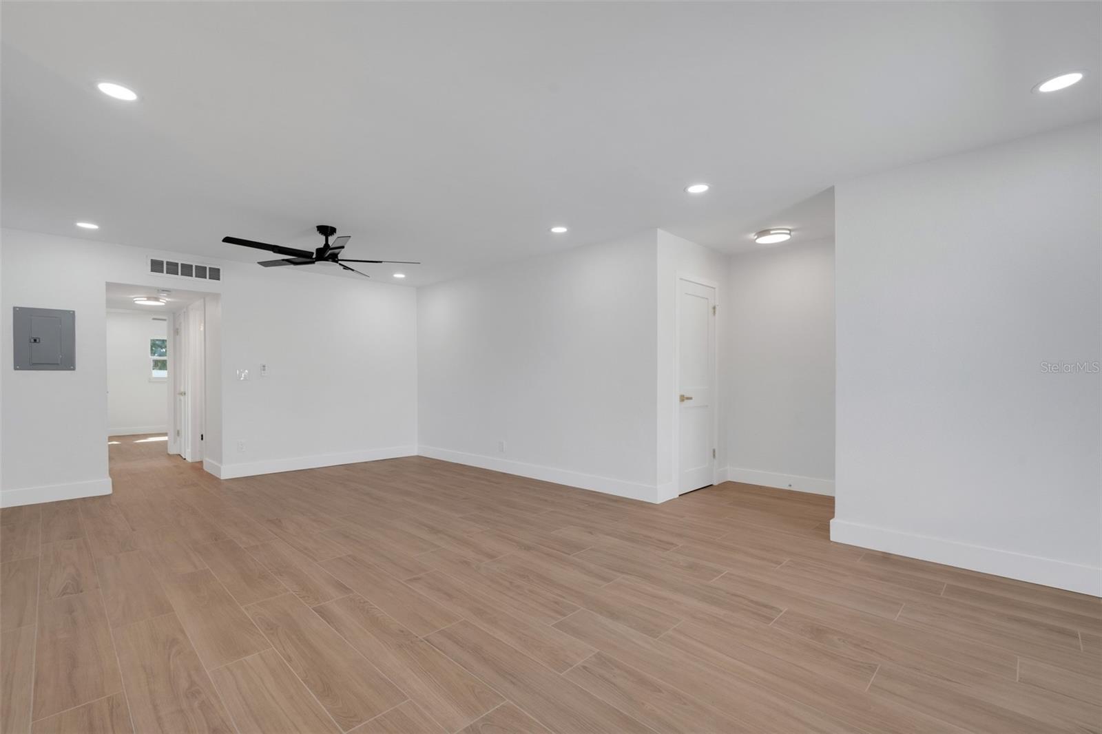 221 BEL FOREST DR #1 — photo 21
