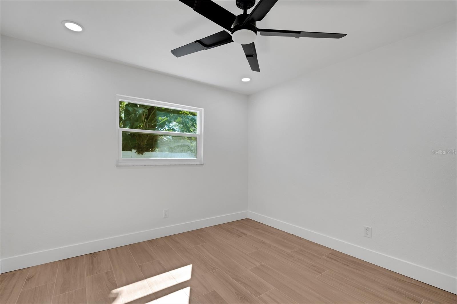 221 BEL FOREST DR #1 — photo 25