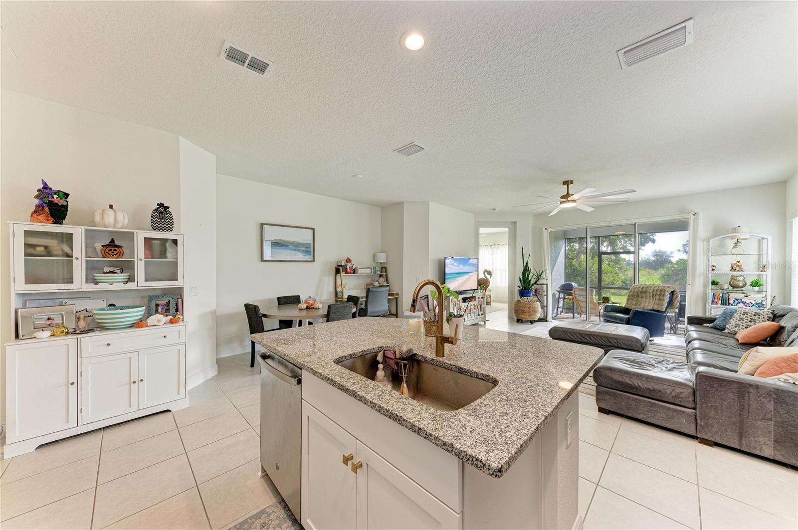 18098 FRANKLIN PARK CT — photo 12