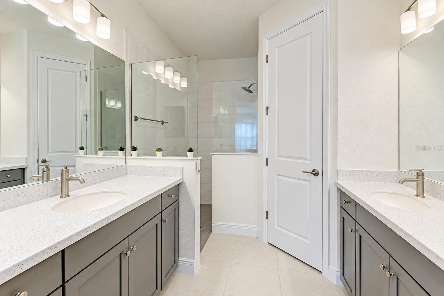 18098 FRANKLIN PARK CT — photo 20