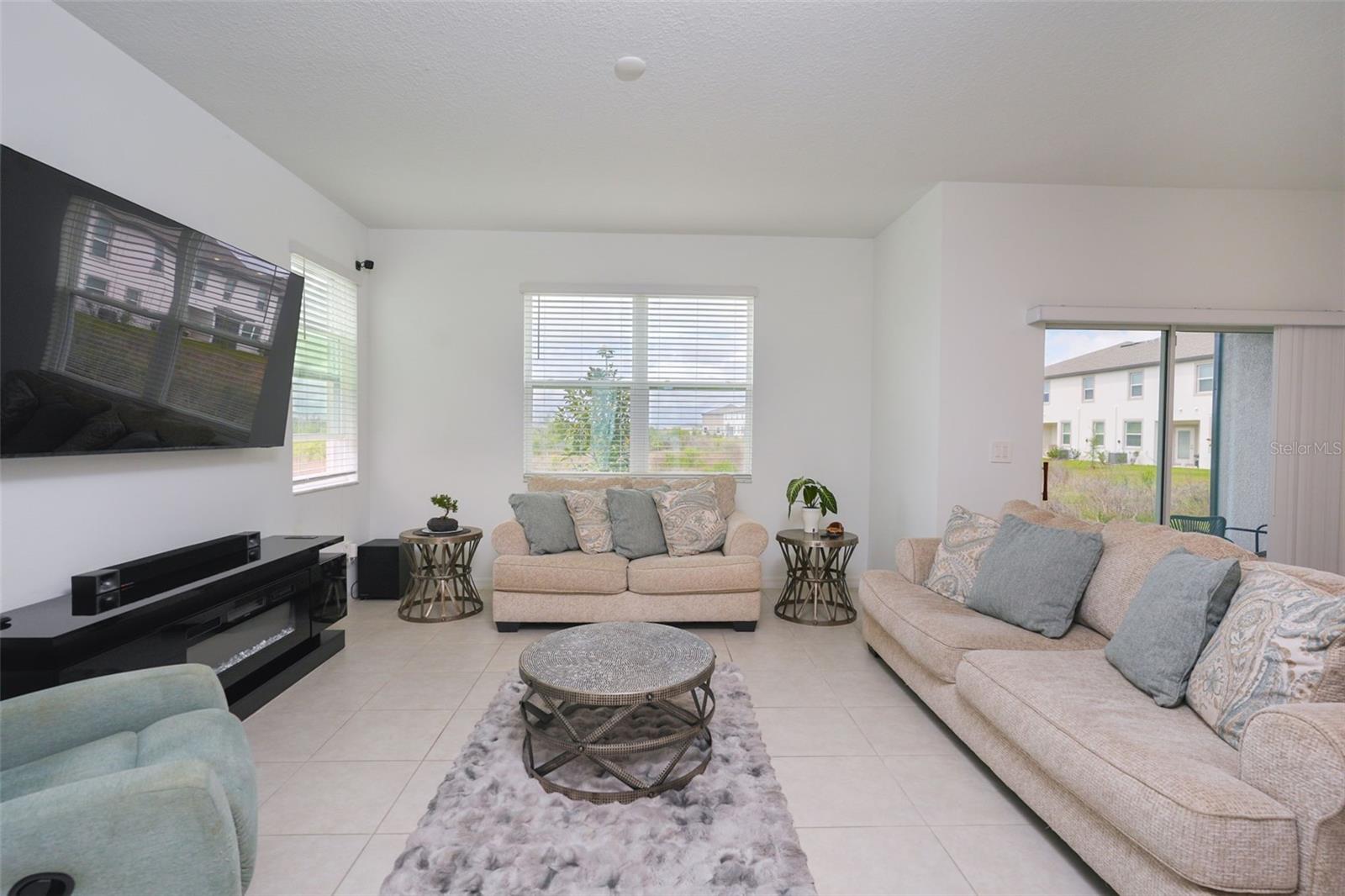10059 TRUMPET HONEYSUCKLE WAY — photo 10