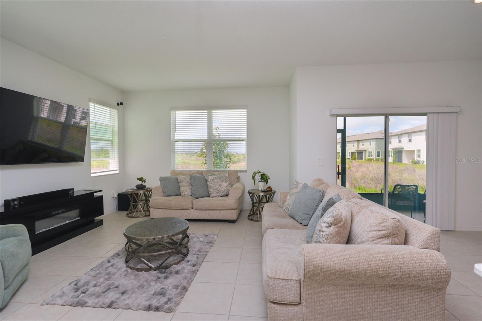 10059 TRUMPET HONEYSUCKLE WAY — photo 12