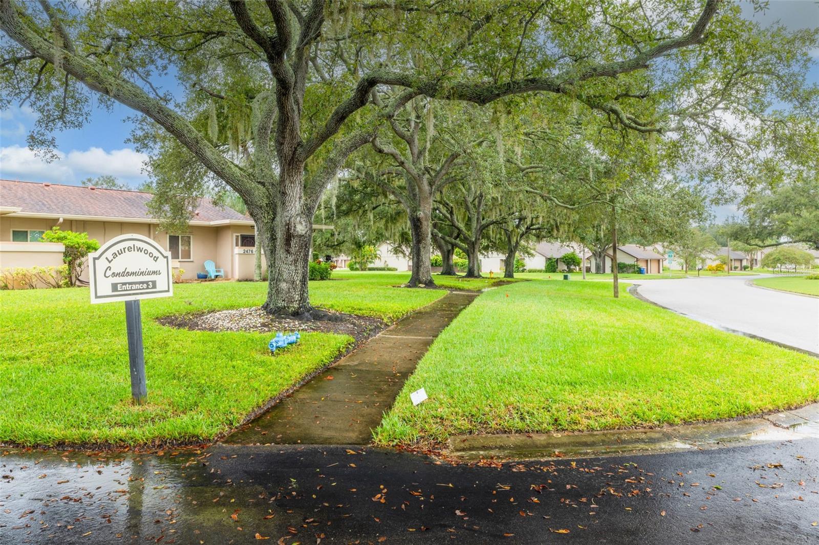2476 LAURELWOOD DR #C — photo 22