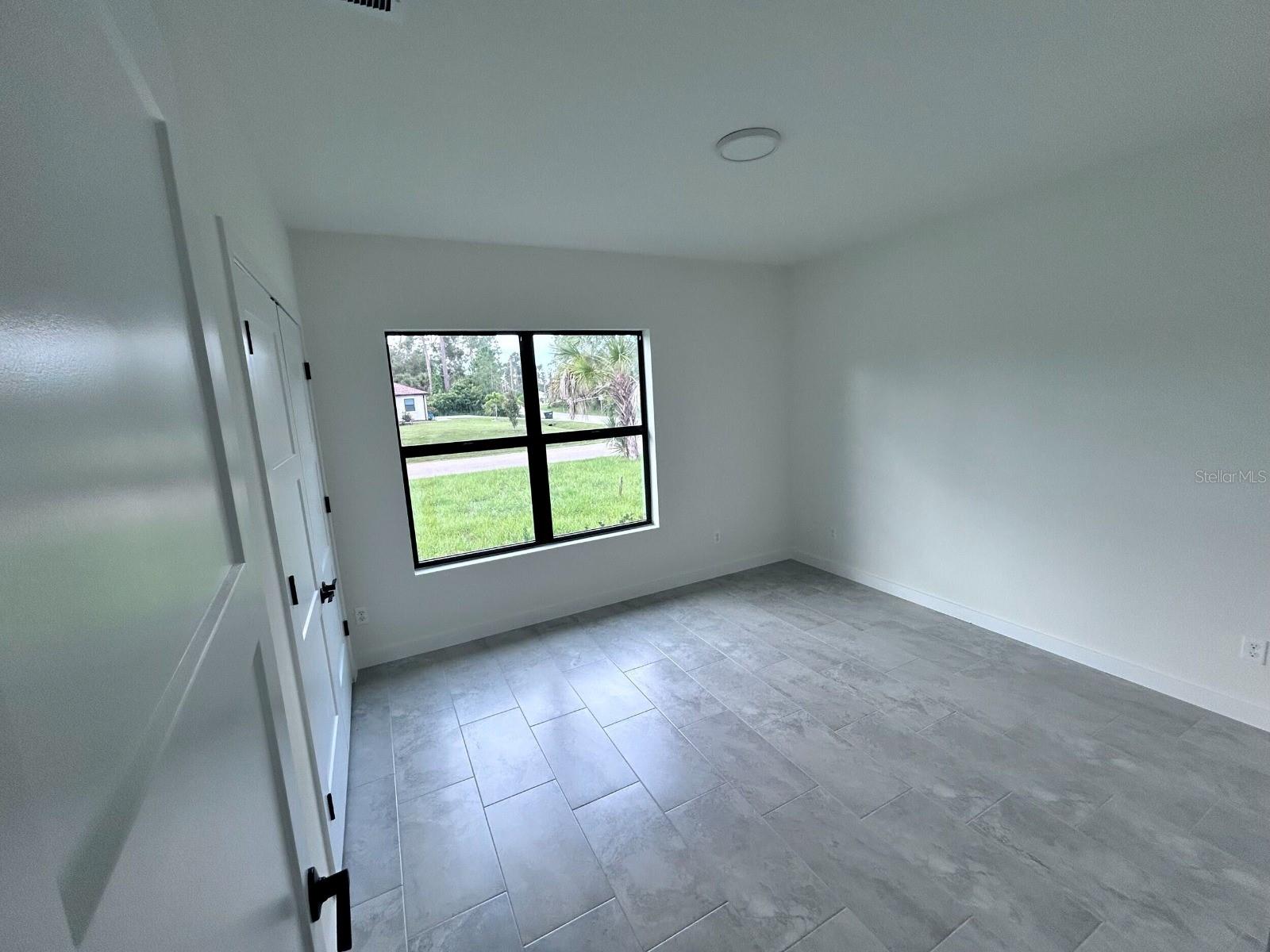 4892 LIBBY RD — photo 11
