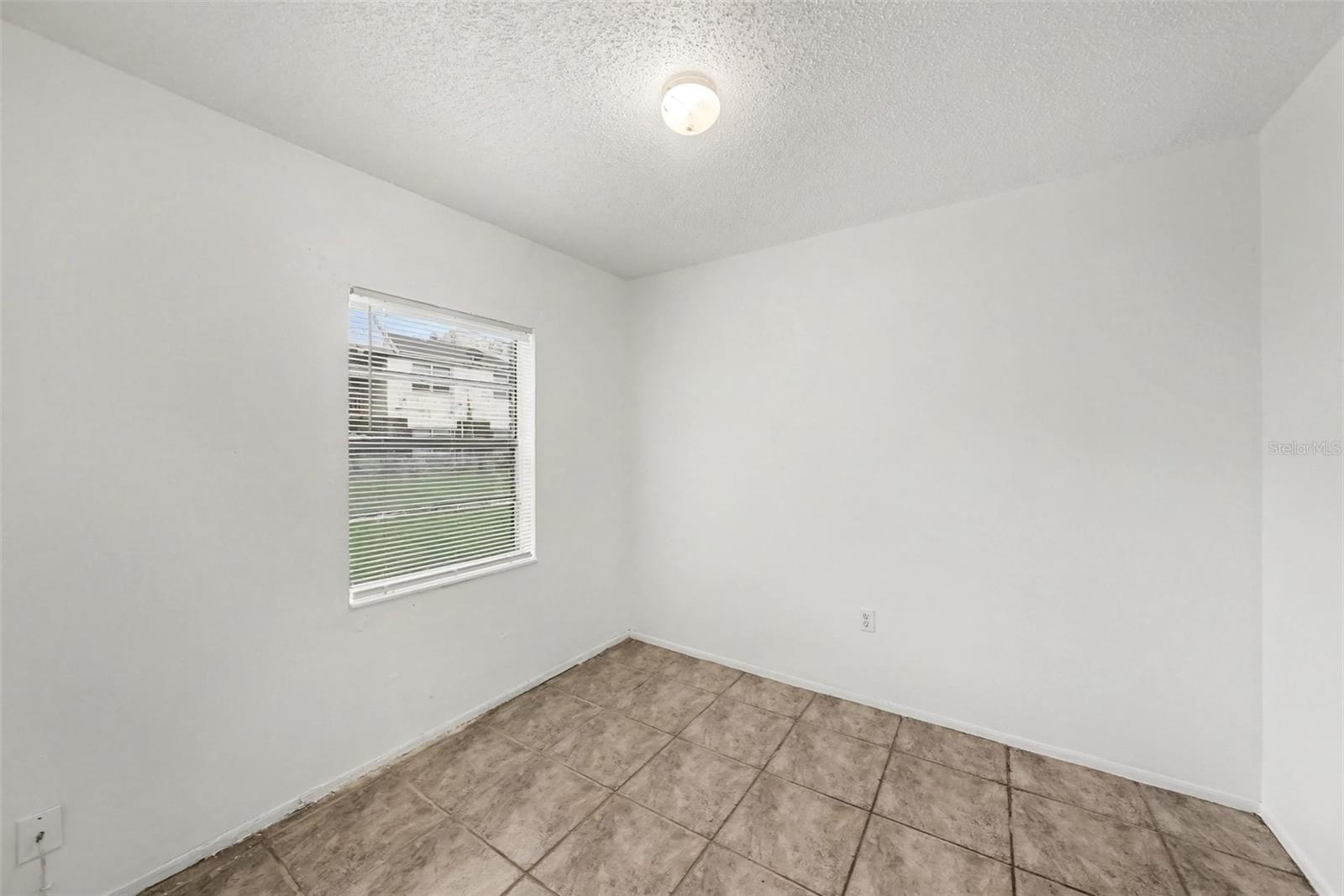 305 E WELLINGTON CT #64 — photo 8