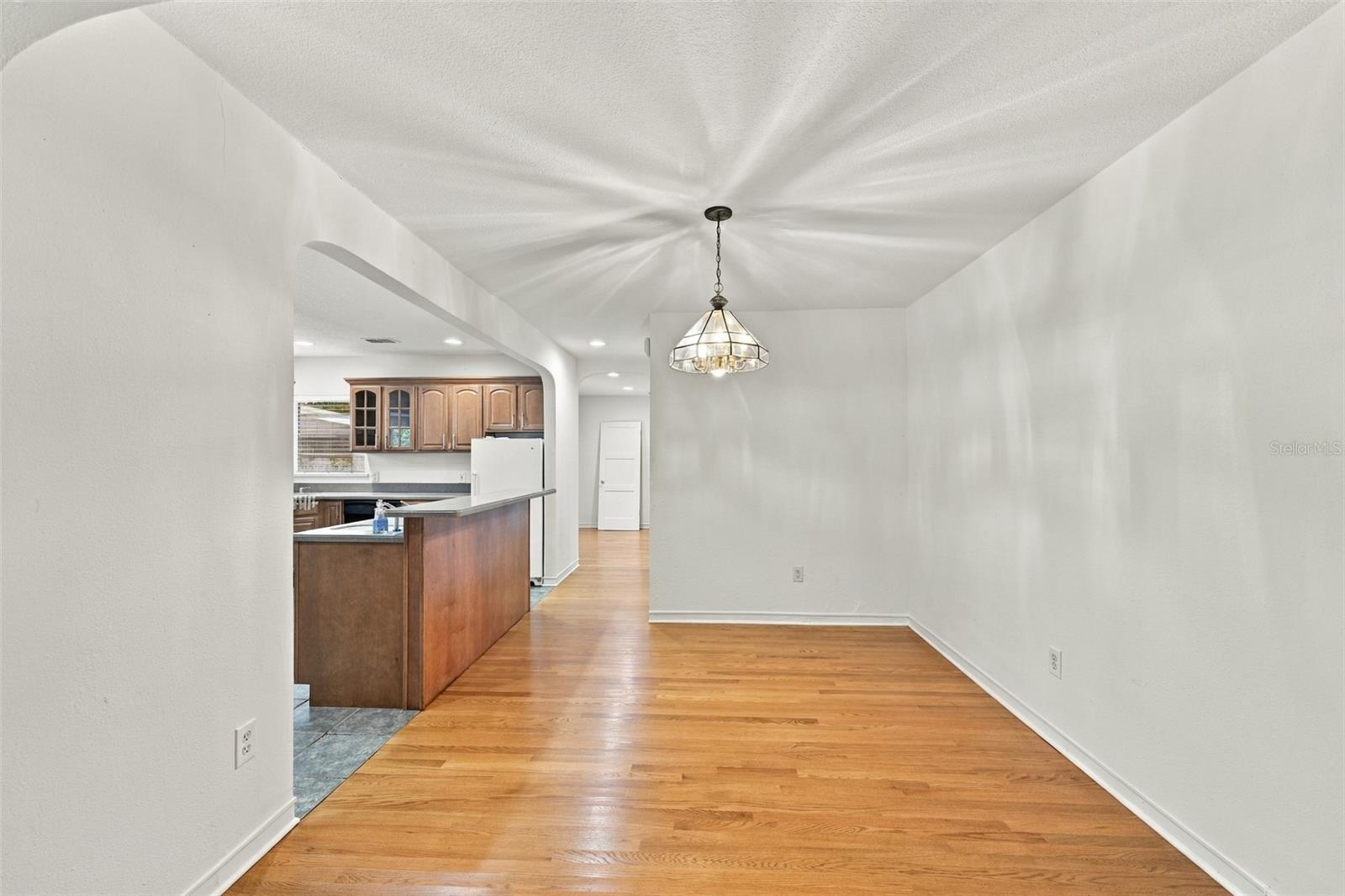212 S BRADFORD AVE — photo 5