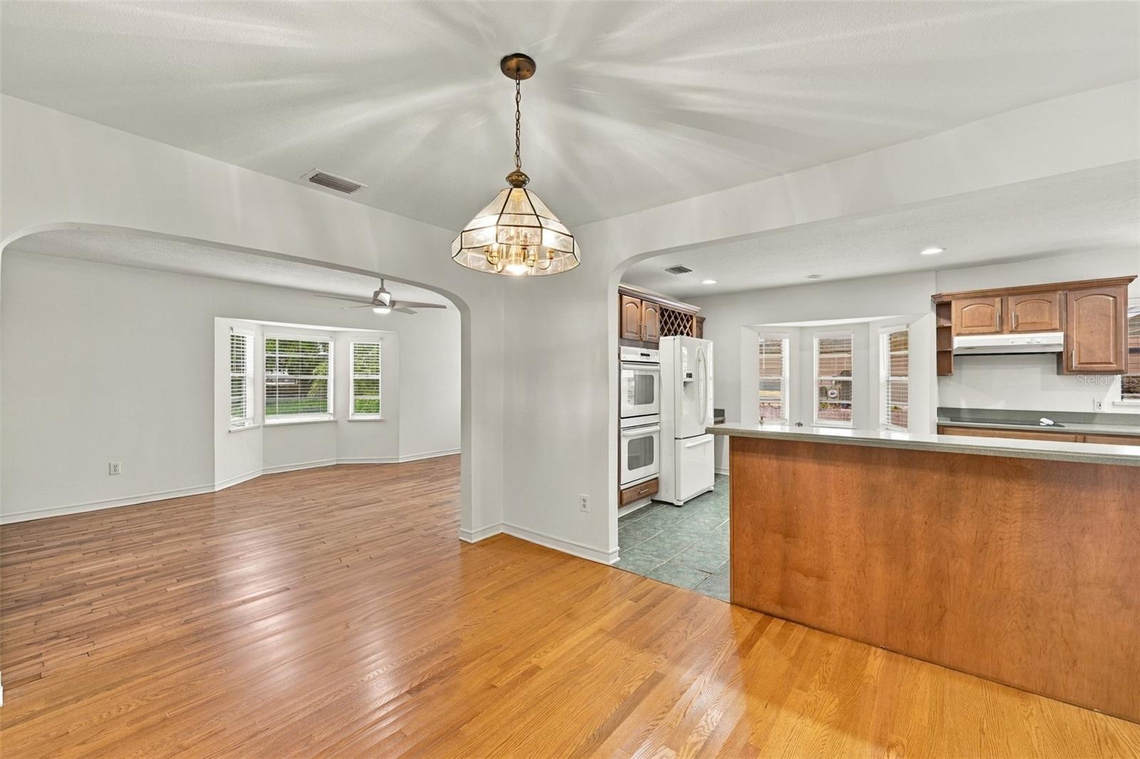 212 S BRADFORD AVE — photo 12