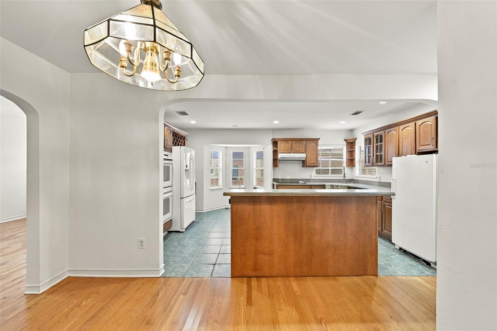 212 S BRADFORD AVE — photo 6