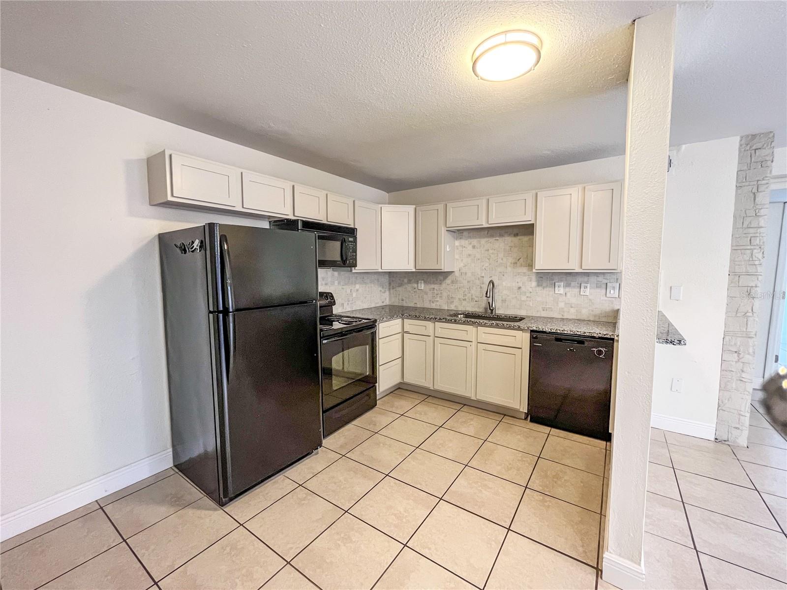 21026 VOYAGER BLVD #1 — photo 4