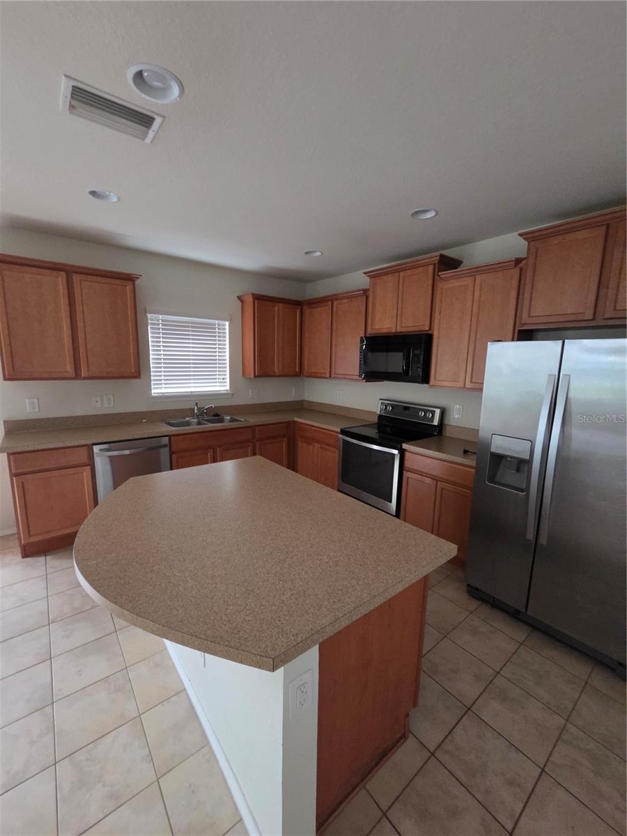 4816 CHATTERTON WAY — photo 4