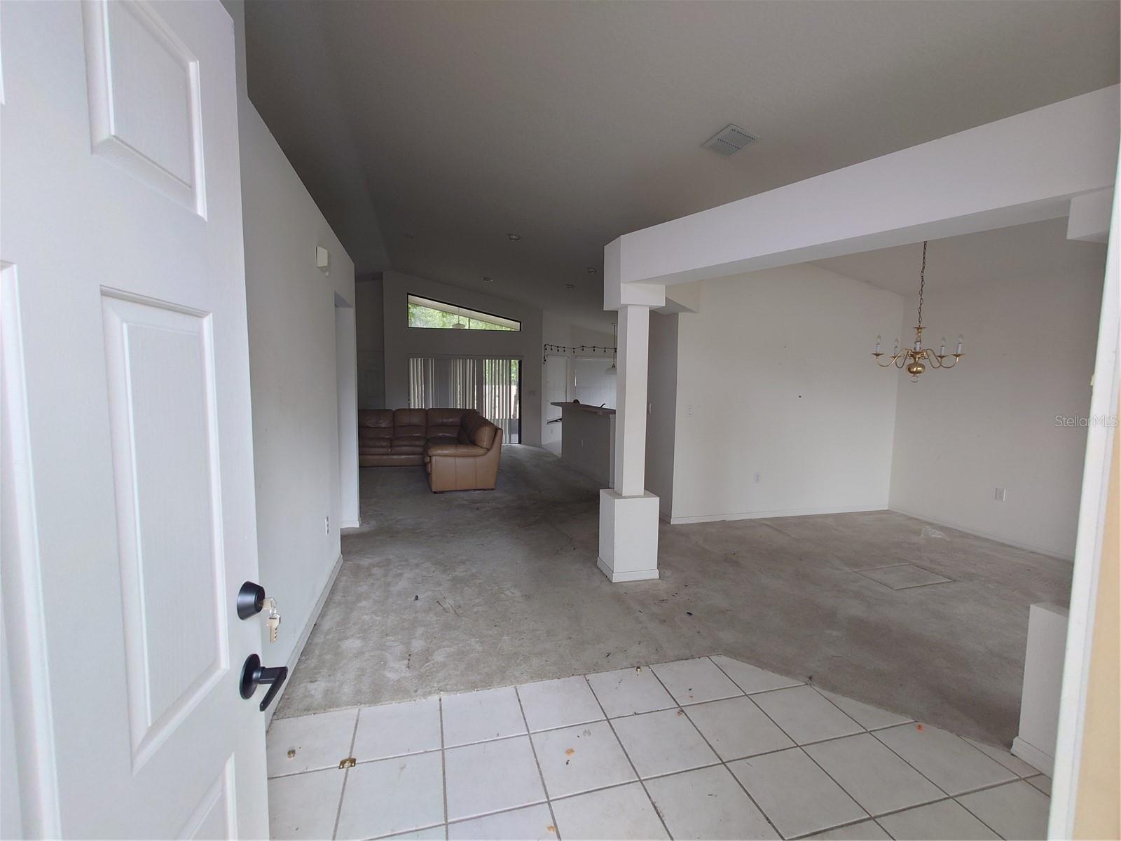 9335 CREEKSIDE CT — photo 3