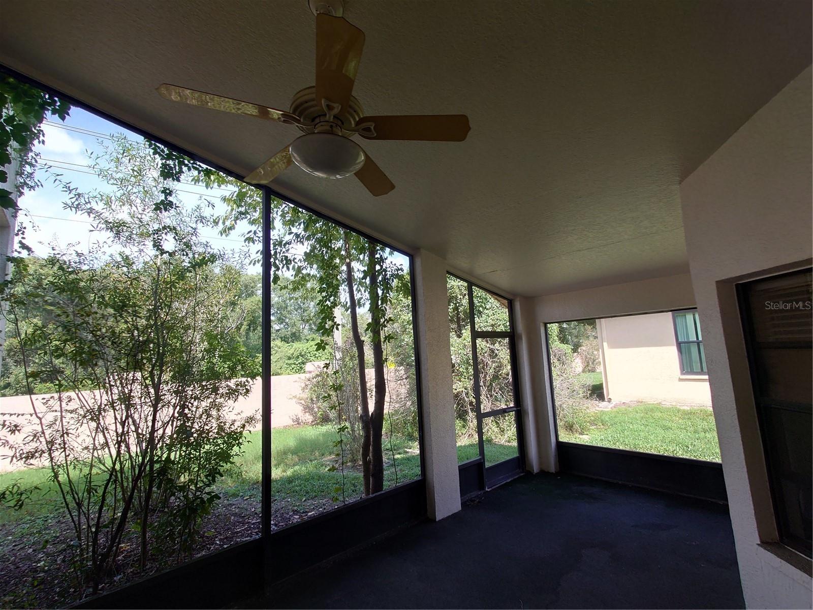 9335 CREEKSIDE CT — photo 9