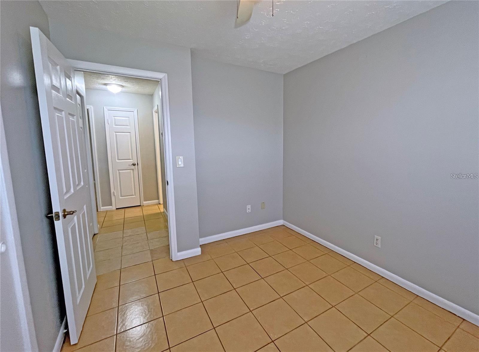 9509 FIELDVIEW CIR #A — photo 17