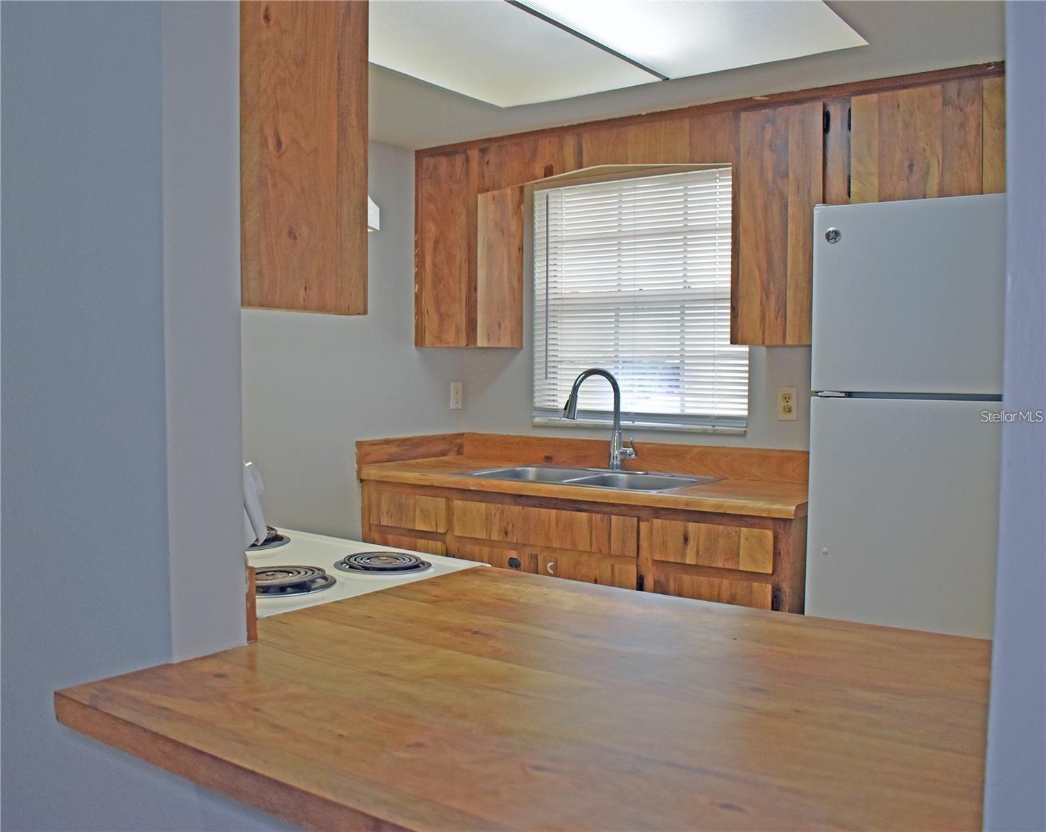9509 FIELDVIEW CIR #A — photo 6