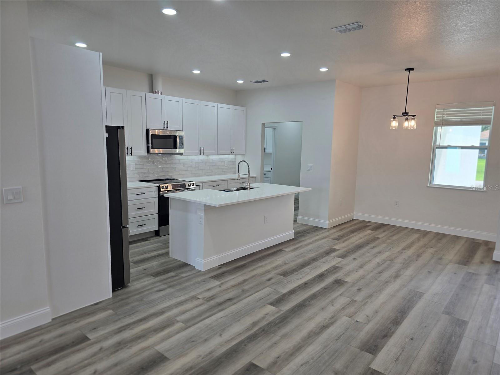 2935 VEDADO ST — photo 10