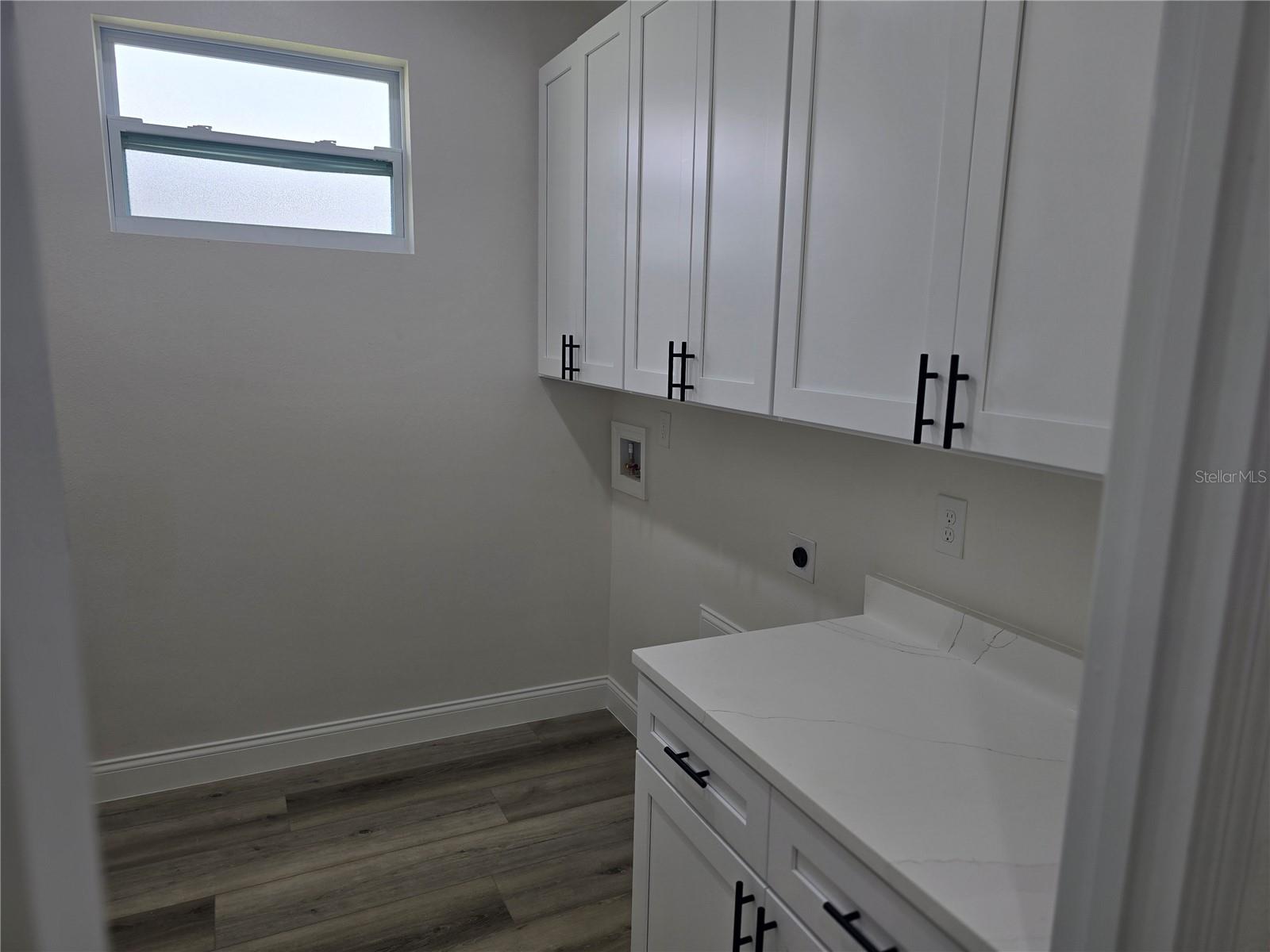 2935 VEDADO ST — photo 16