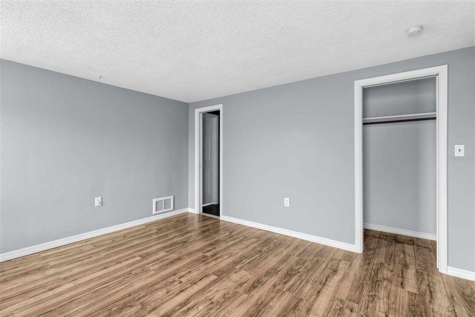 7340 MAYFIELD DR — photo 13