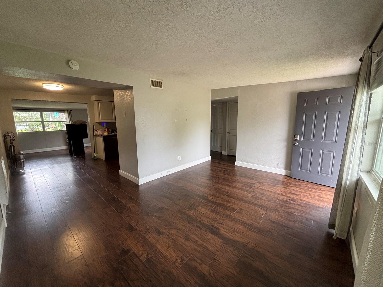11010 HASSLE AVE — photo 5