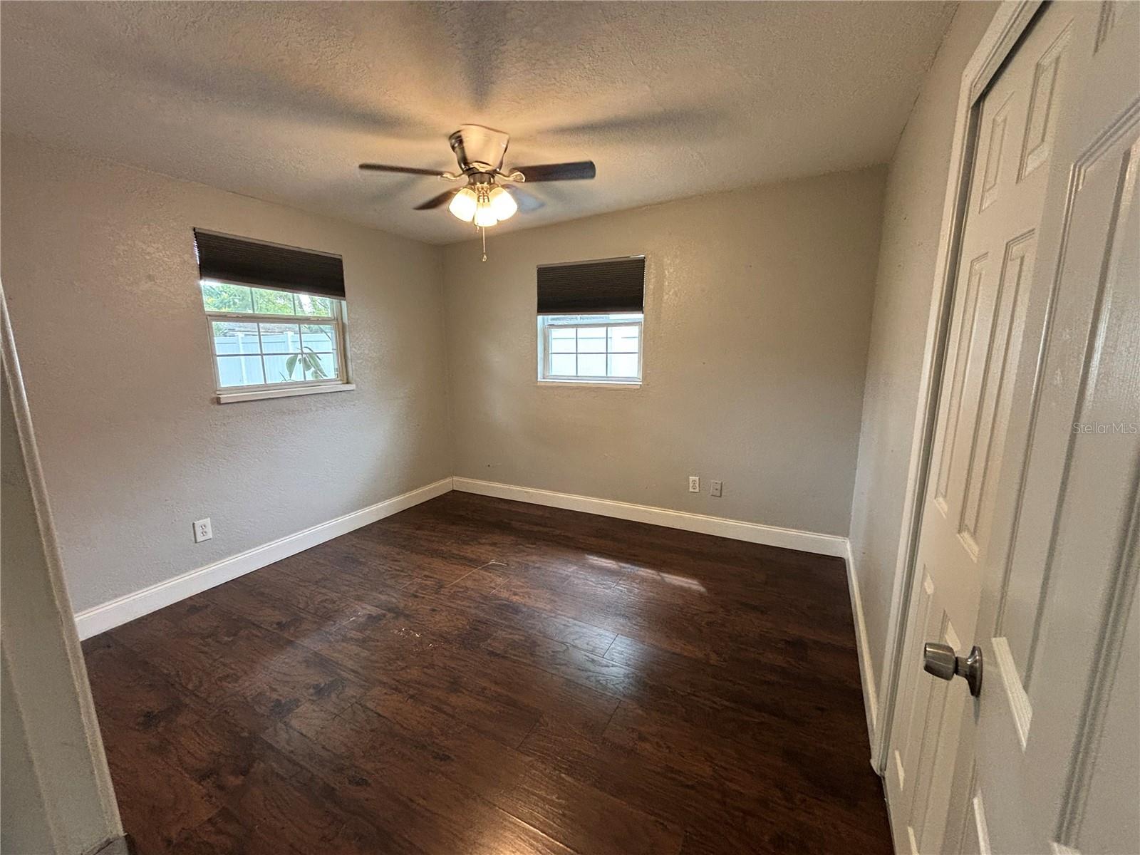 11010 HASSLE AVE — photo 12