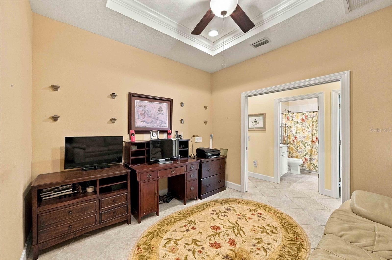 299 CAPULET DR — photo 33