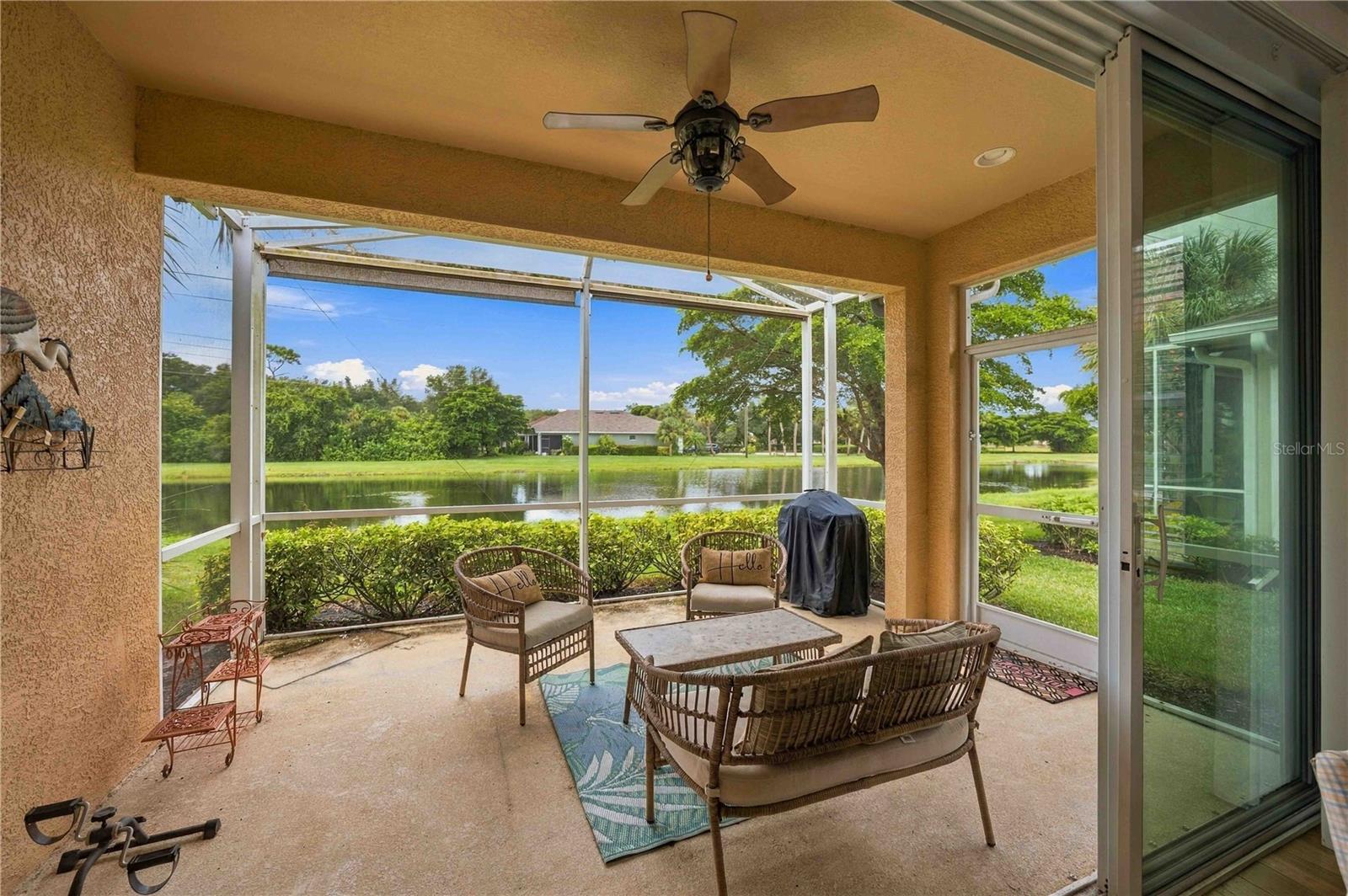 299 CAPULET DR — photo 47