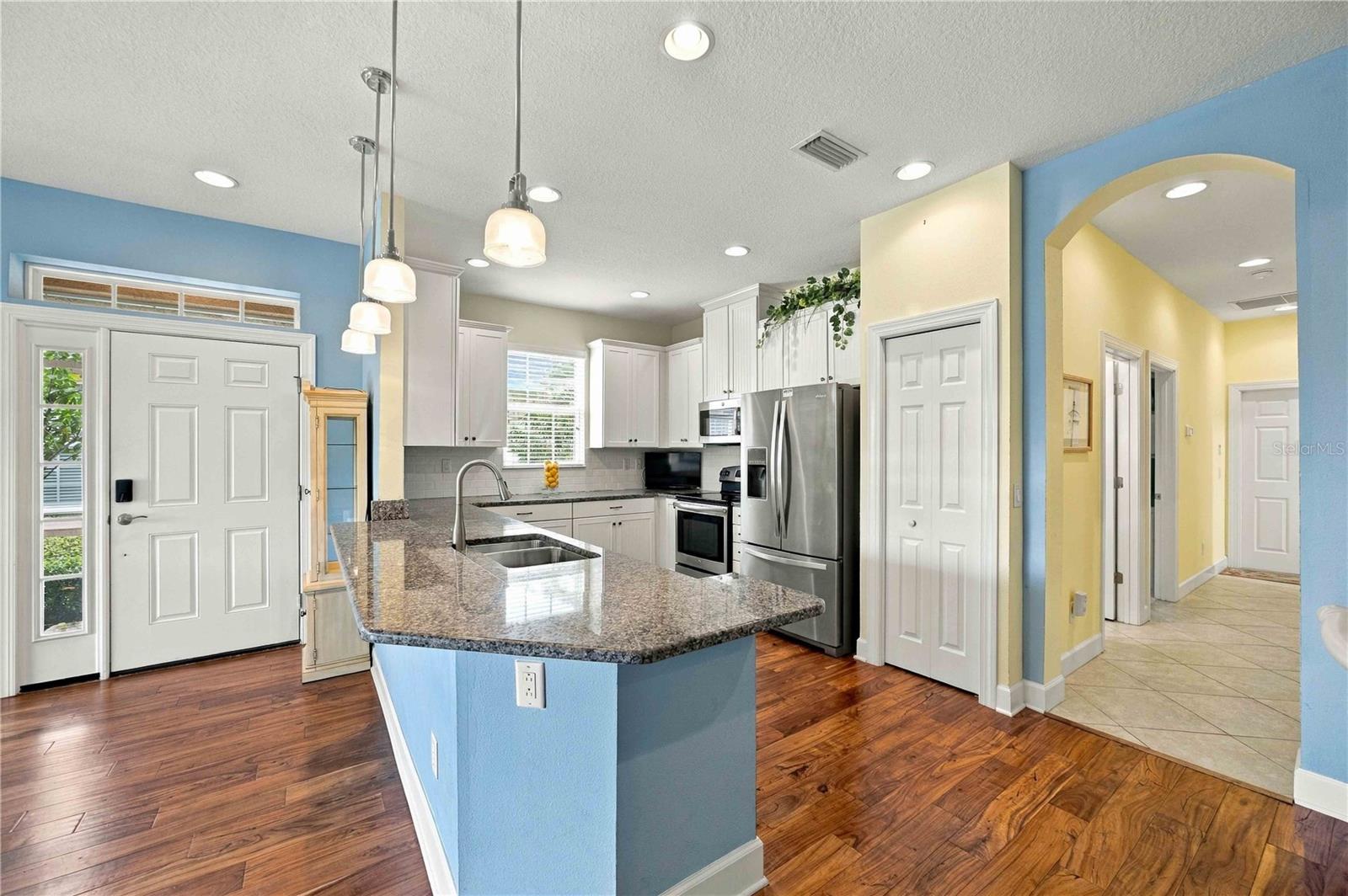 299 CAPULET DR — photo 14