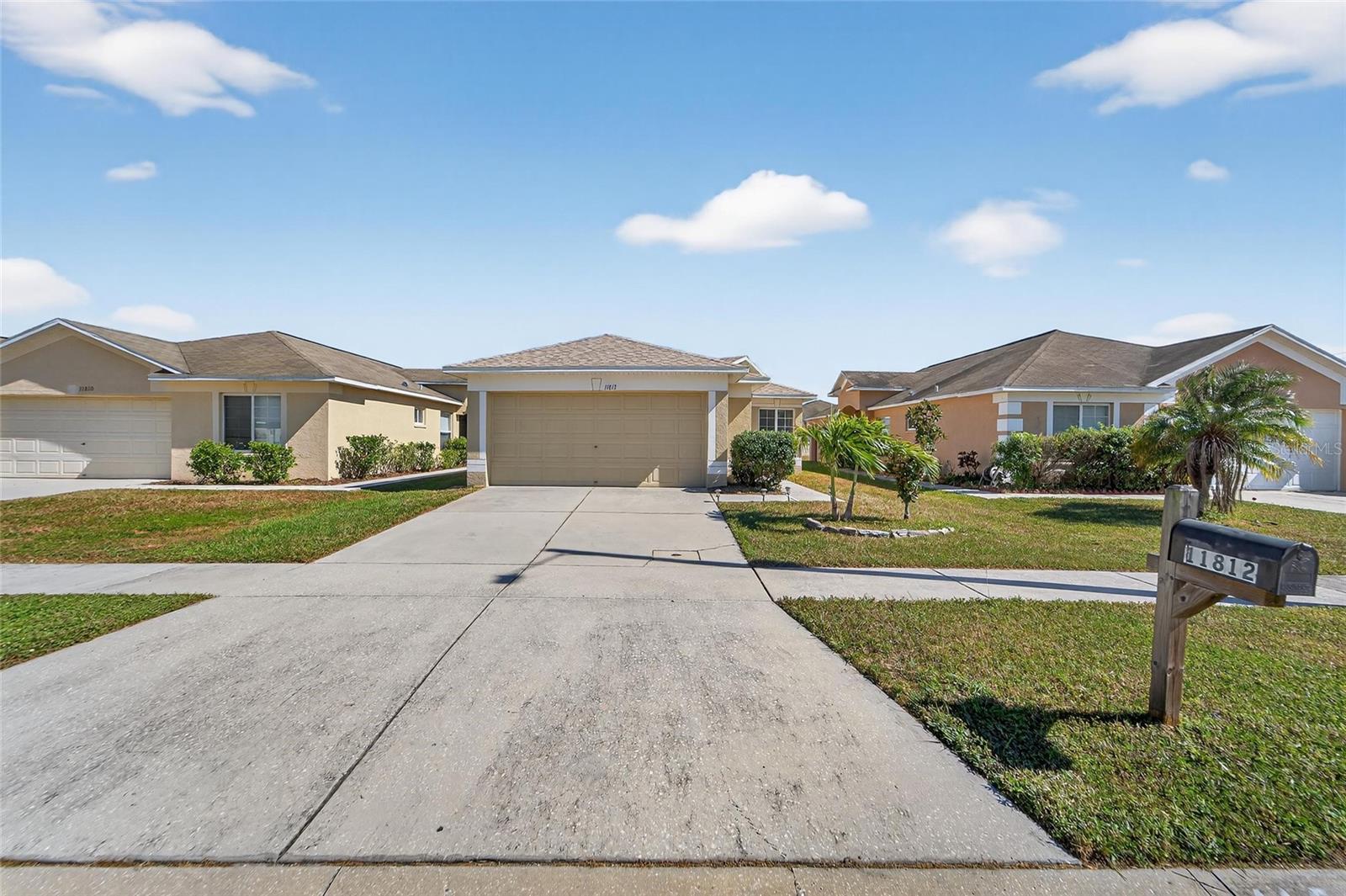11812 LYNMOOR DR — photo 2