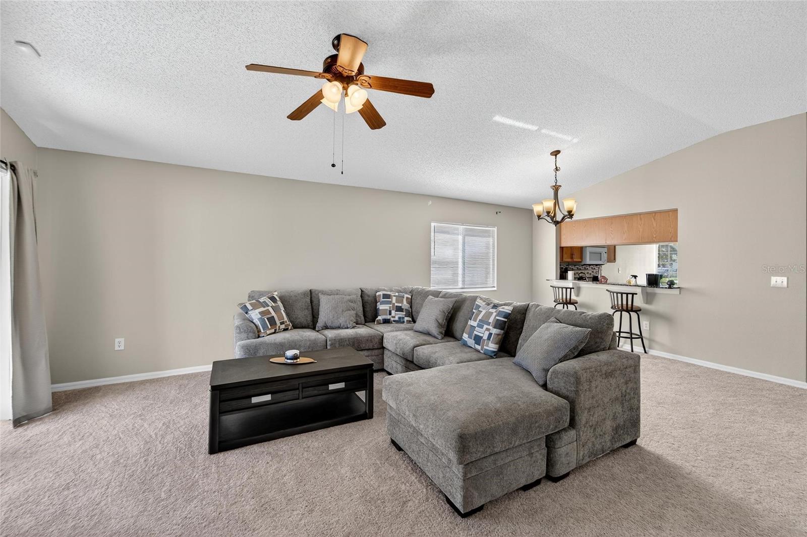 11812 LYNMOOR DR — photo 28
