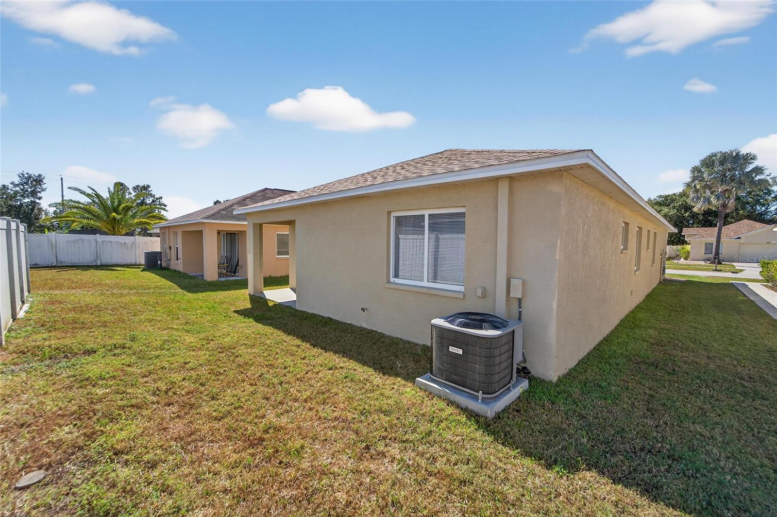11812 LYNMOOR DR — photo 49