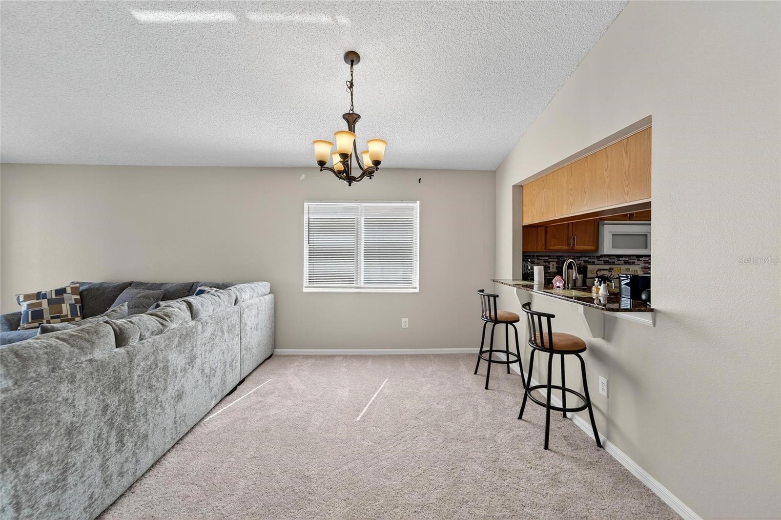 11812 LYNMOOR DR — photo 31