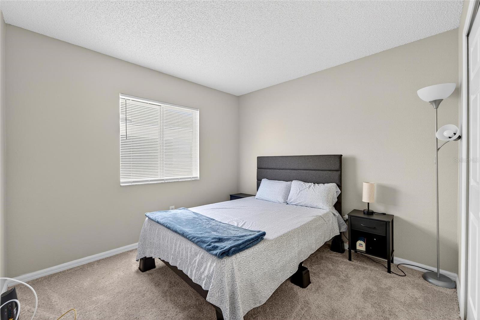 11812 LYNMOOR DR — photo 15
