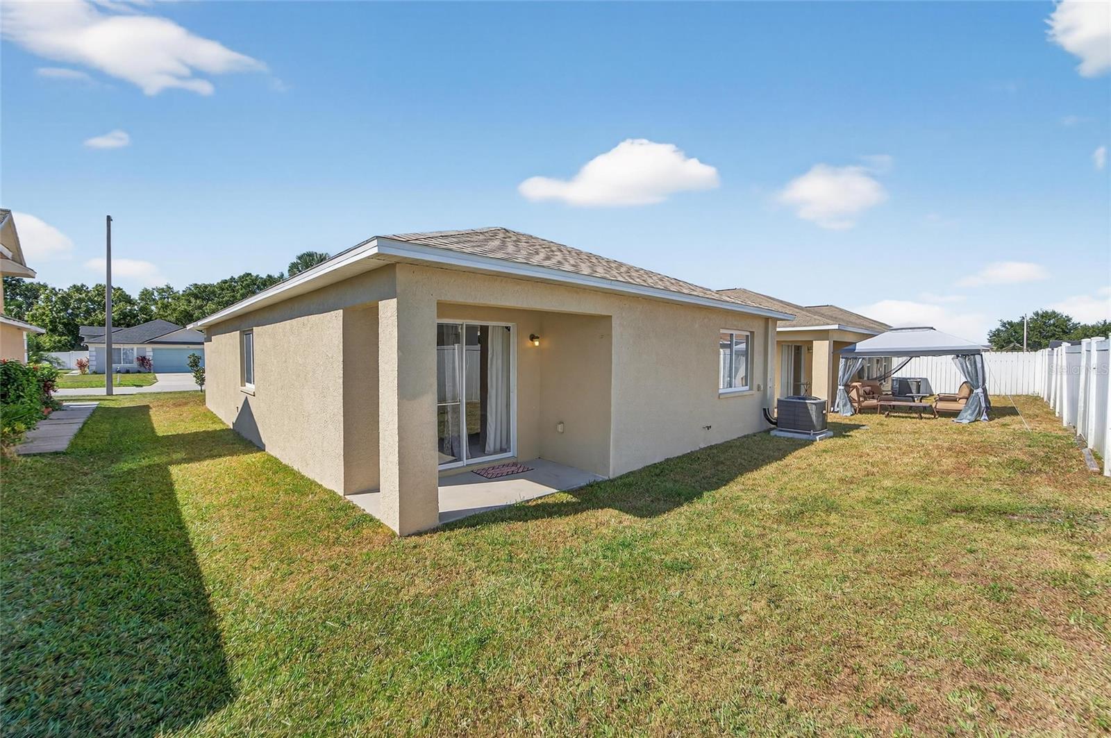 11812 LYNMOOR DR — photo 47